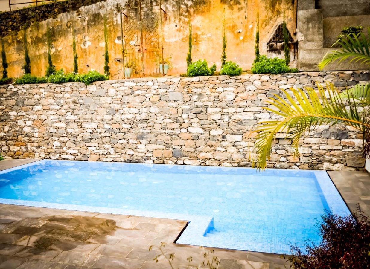 Cba Suites Madeira ฟุงชาล ภายนอก รูปภาพ