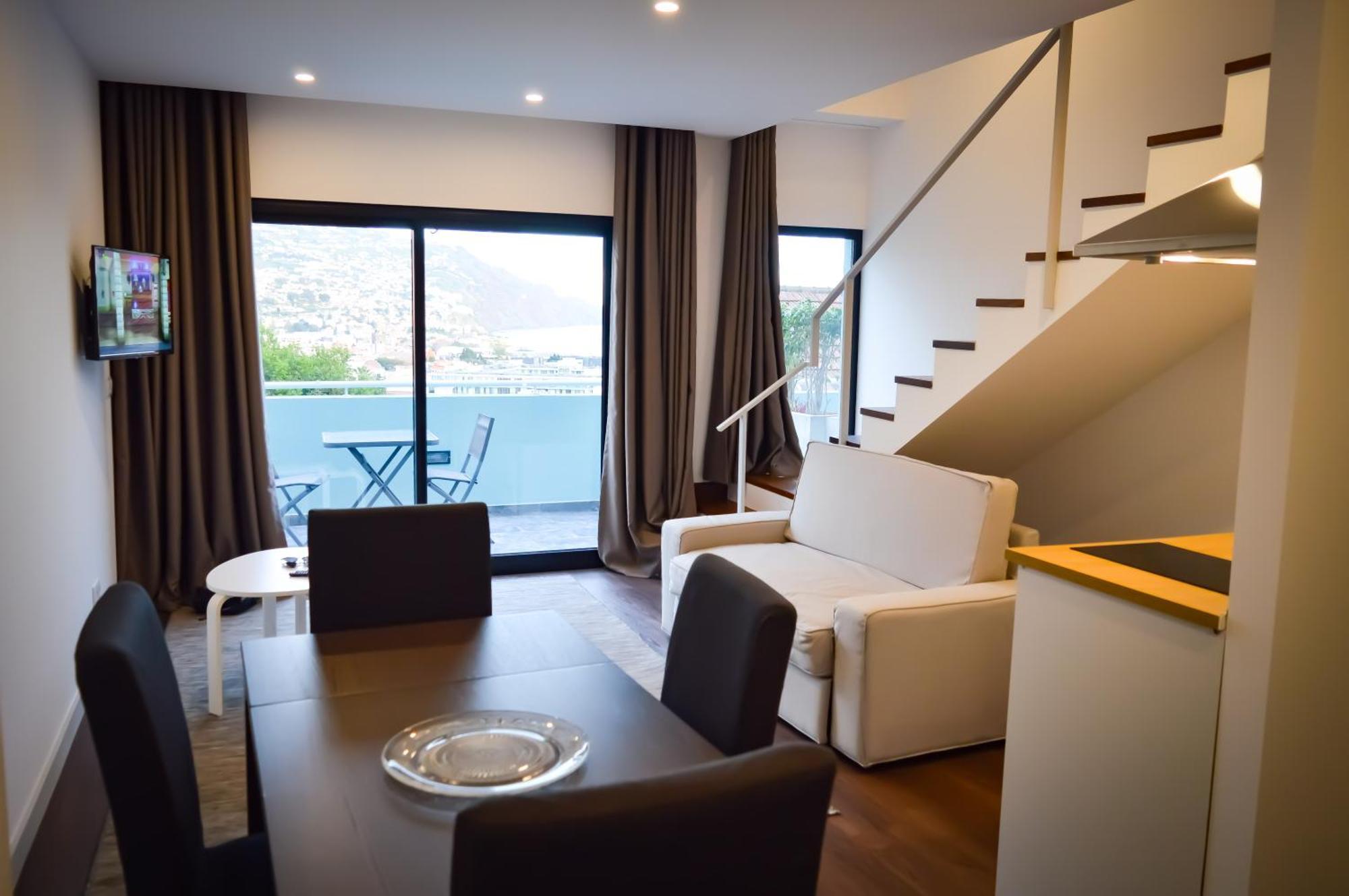 Cba Suites Madeira ฟุงชาล ภายนอก รูปภาพ