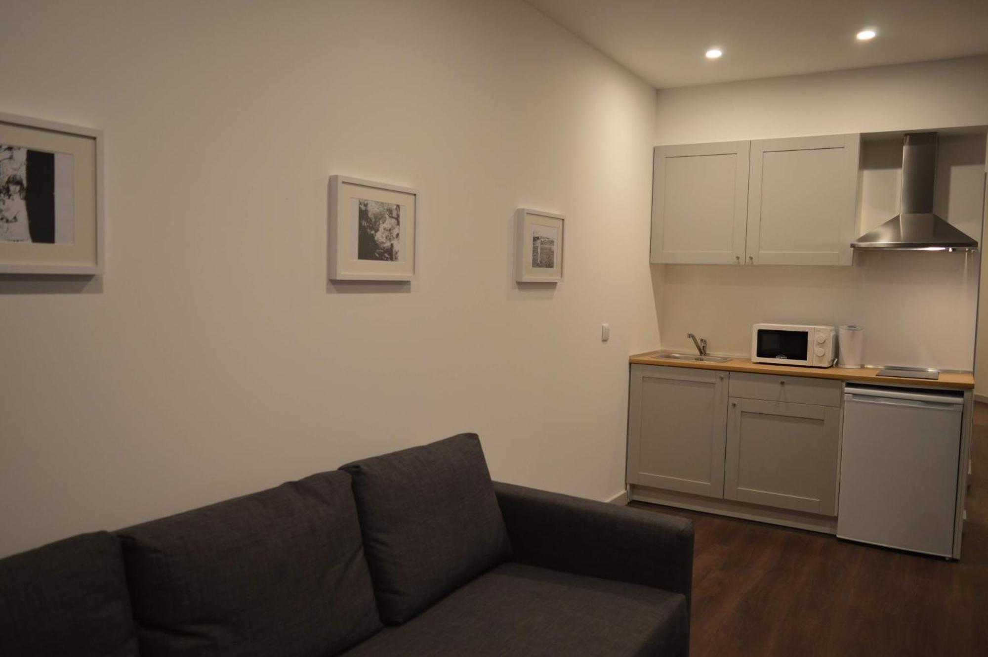 Cba Suites Madeira ฟุงชาล ภายนอก รูปภาพ
