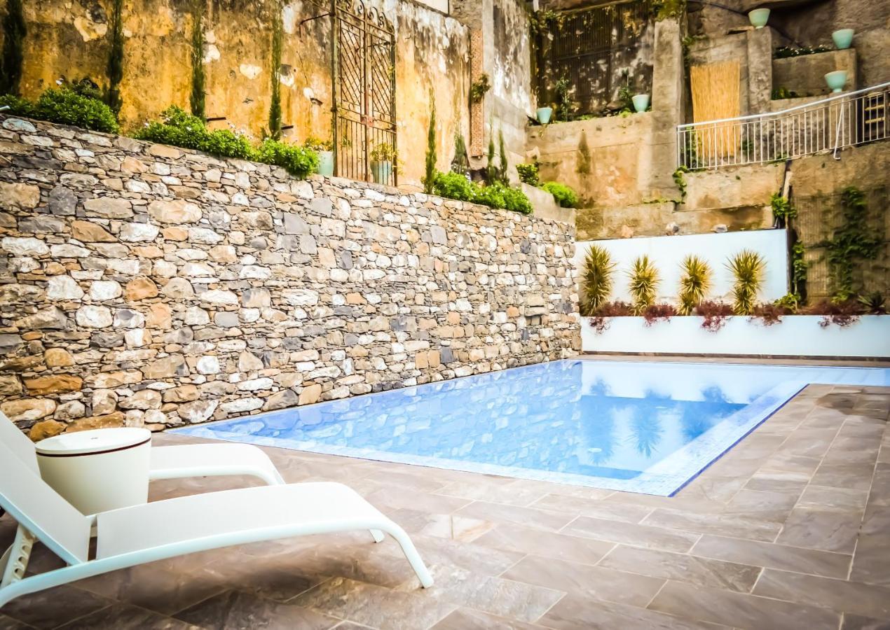 Cba Suites Madeira ฟุงชาล ภายนอก รูปภาพ